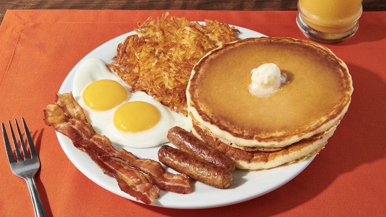 Denny's breakfast, pancakes