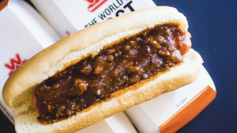 Wienerschnitzel chili dog on to-go boxes