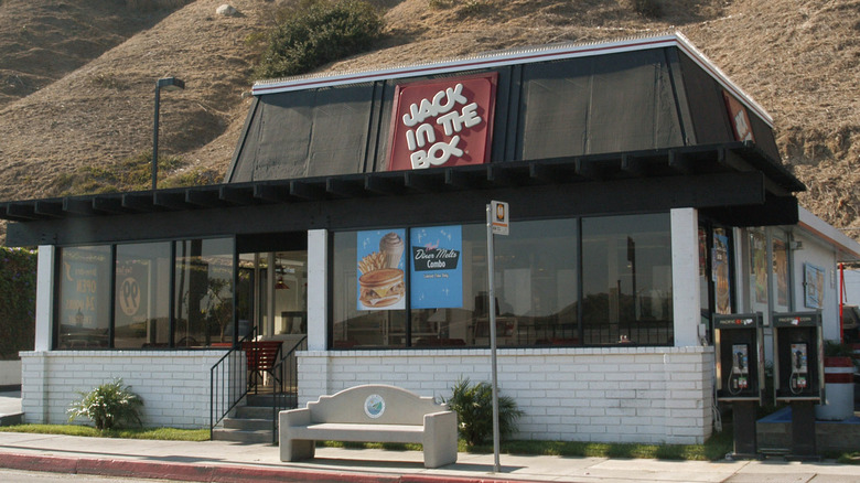 Jack in the Box location by mountains