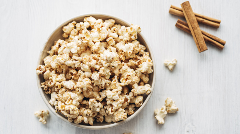 cinnamon flavored popcorn