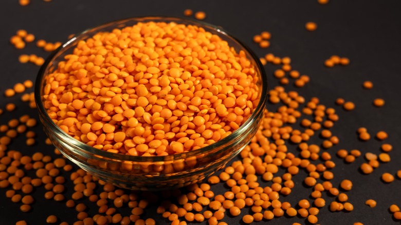 glass bowl red lentils