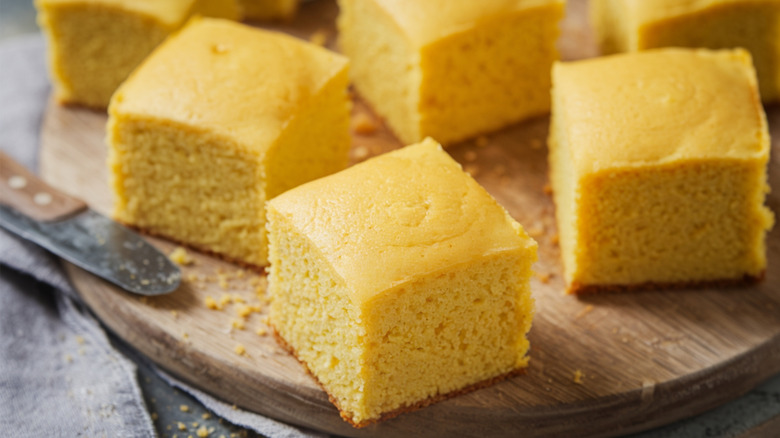 cornbread in iron skillet