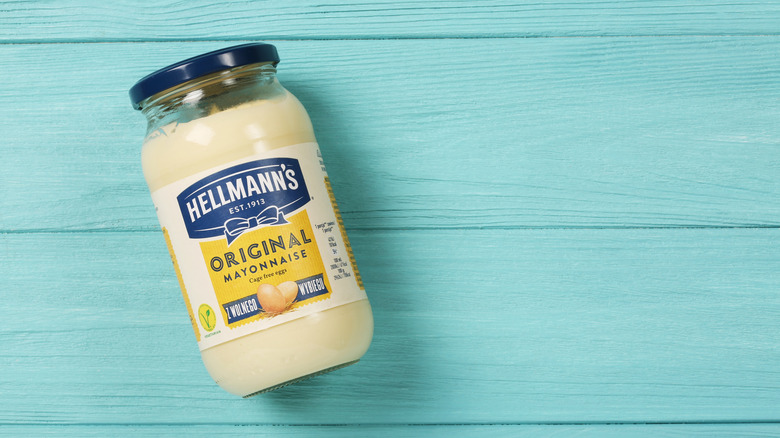 hellmann's mayonnaise jar