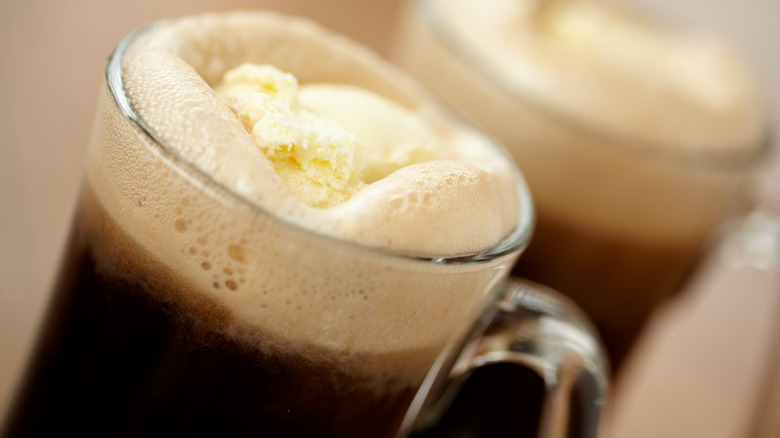 root beer float with foam