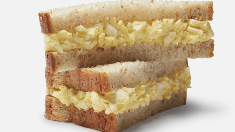 Egg salad sandwich from 7-Eleven