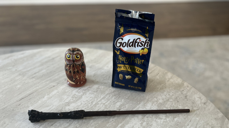 Goldfish Butterbeer Flavored Grahams, with owl and wand