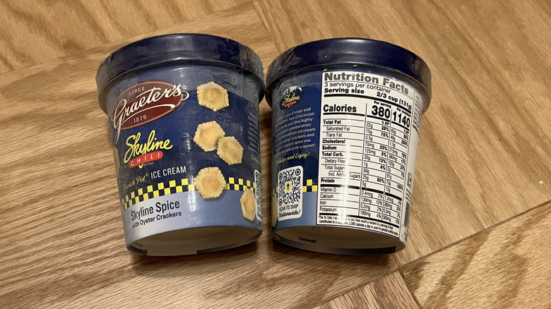 front and back of Graeter's Skyline Spice Ice Cream pints