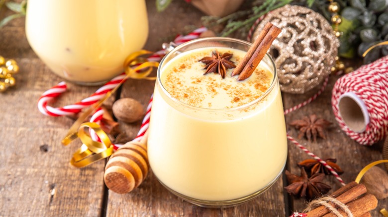 Eggnog-flavored cocktails