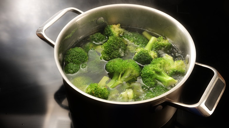 Cooking broccoli in a pot of boiling water