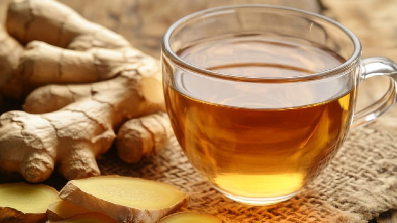 cut ginger root with tea