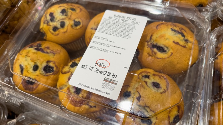 Costco blueberry muffin package