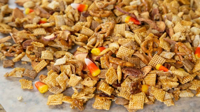 autumn chex mix with candy corn and apple chips