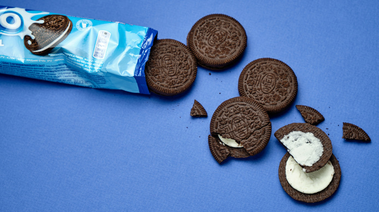 single roll pack of original oreo cookies