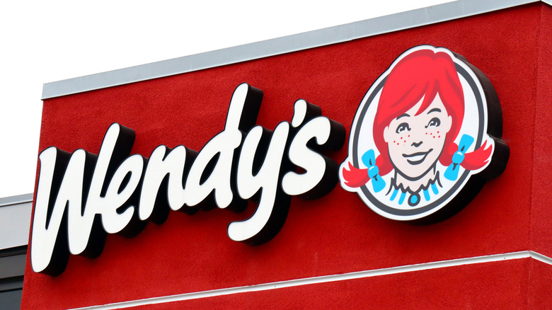 Wendy's sign and logo