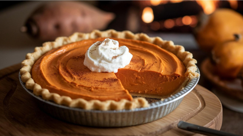 pumpkin pie with crimped crust