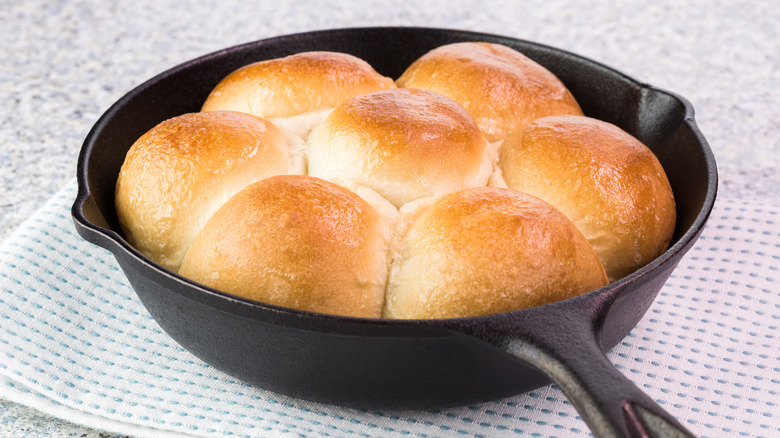 Close up of dinner rolls baked in the iron skillet