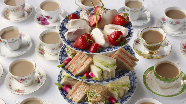 Presentation of afternoon tea platter