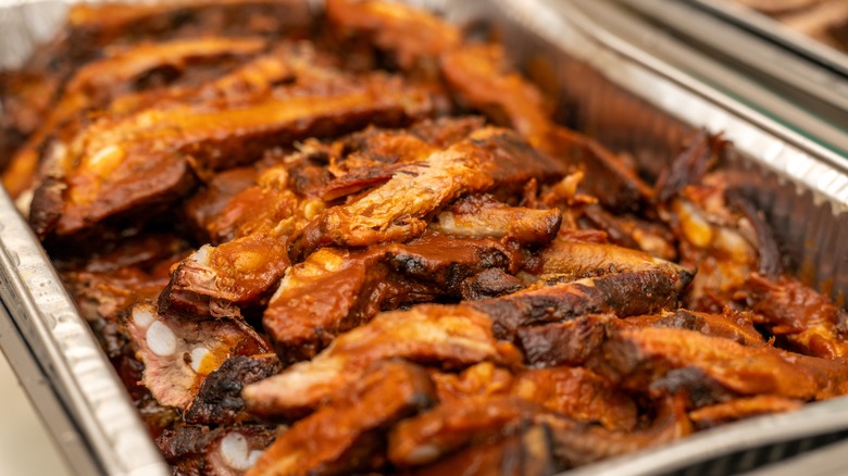 ribs in foil baking pan