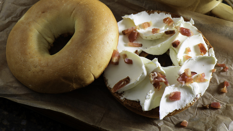 bagel with bacon cream cheese