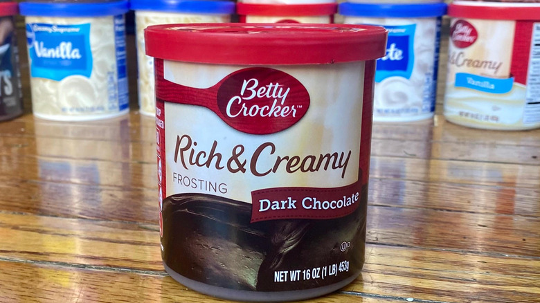 Betty Crocker Dark Chocolate Frosting