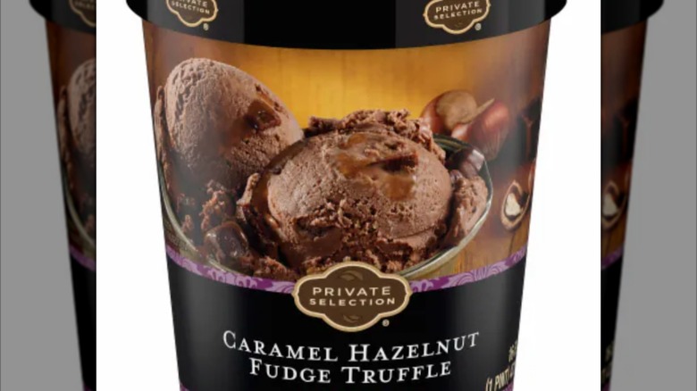 Carton of Kroger caramel hazelnut fudge ice cream