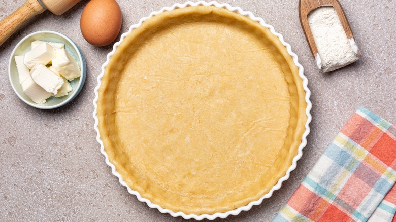 pie crust in pan