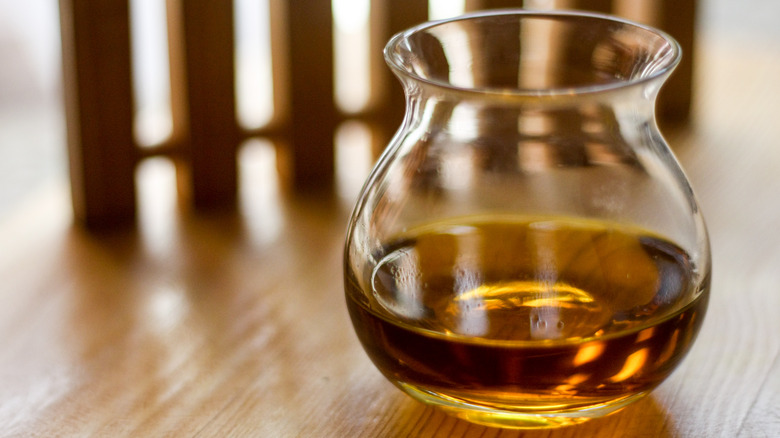 mustard oil in glass jar