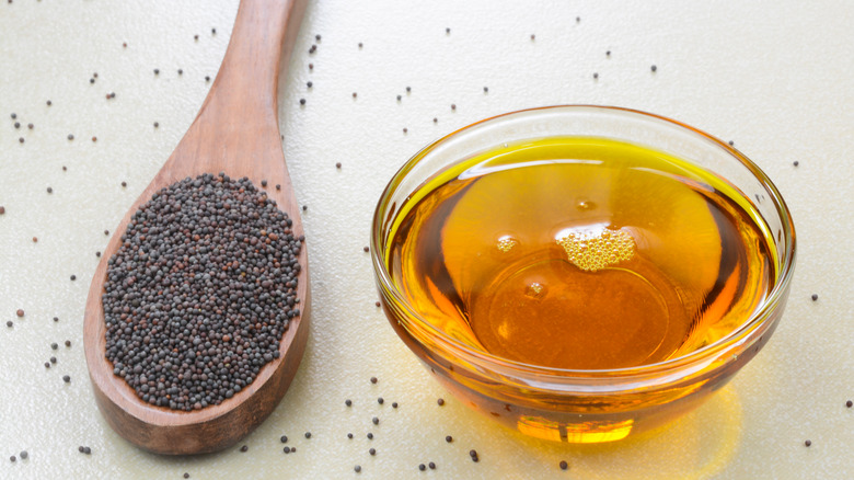 mustard seed oil and mustard seeds