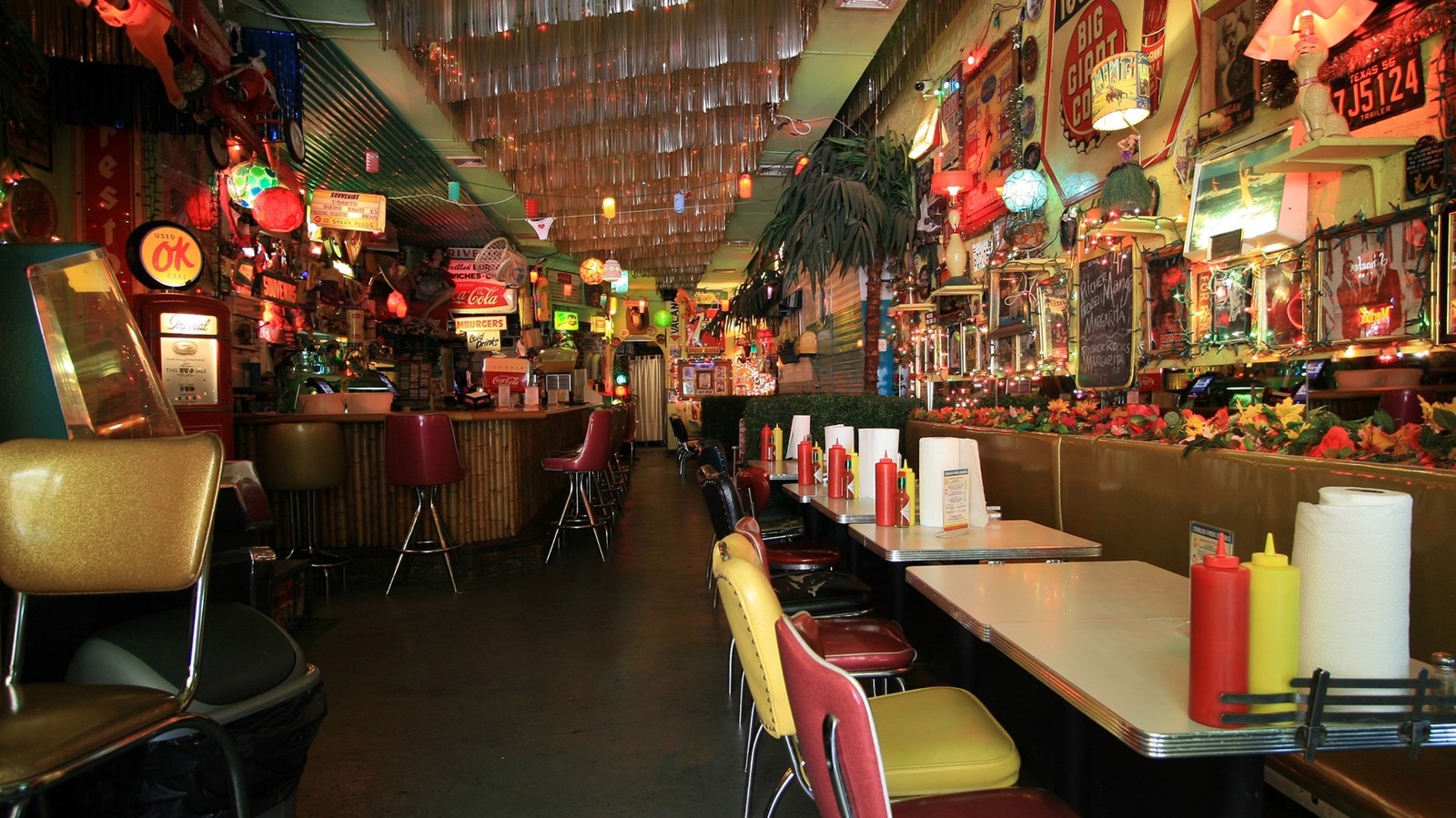 Is NYC's Trailer Park Lounge Actually In A Trailer?