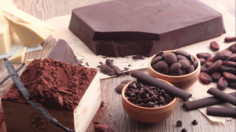 Different types of chocolates for baking