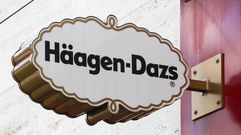 A Häagen-Dazs sign outside a shop