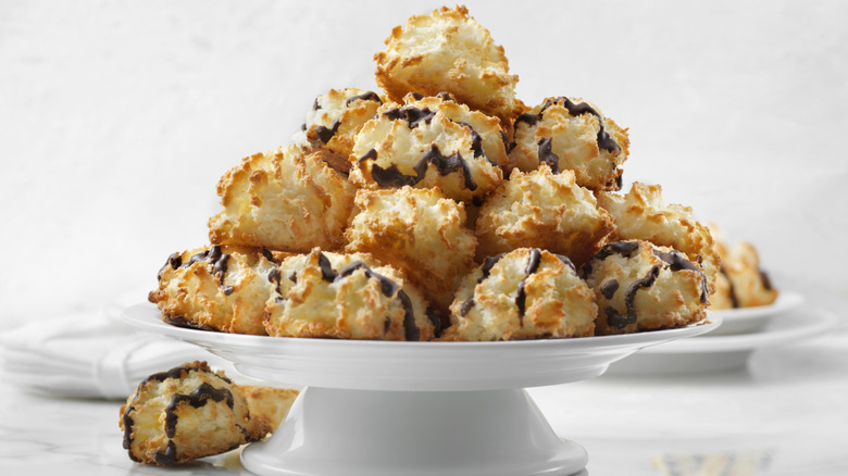 White platter of coconut macaroons