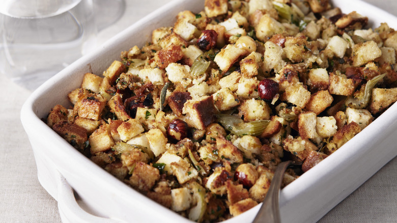 Stuffing in white dish