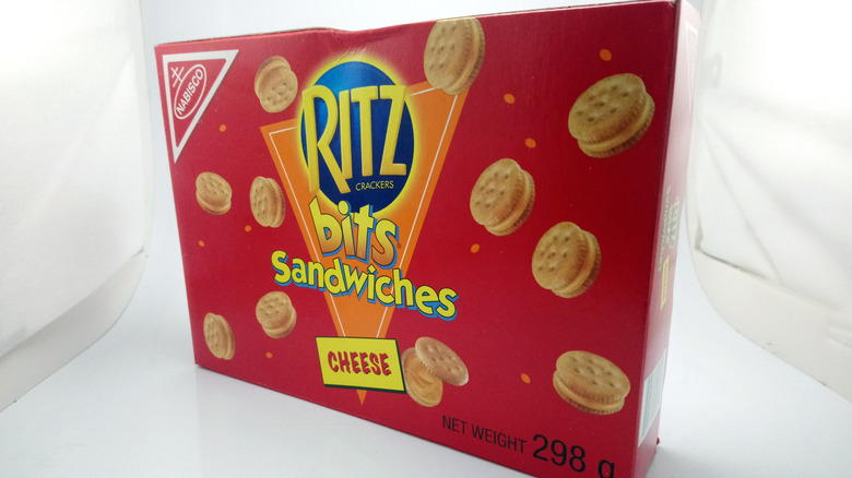 Ritz bits cheese sandwiches in box