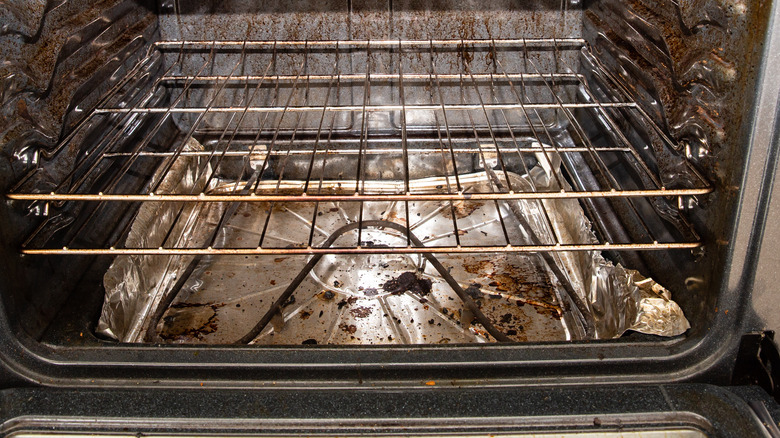 foil at the bottom of the oven