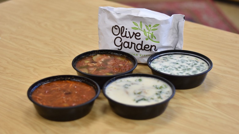 Olive Garden soups with breadsticks