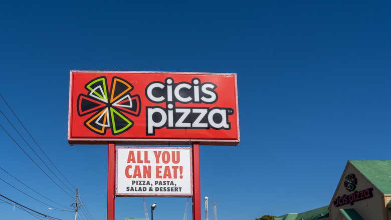 Cici's Pizza sign and location