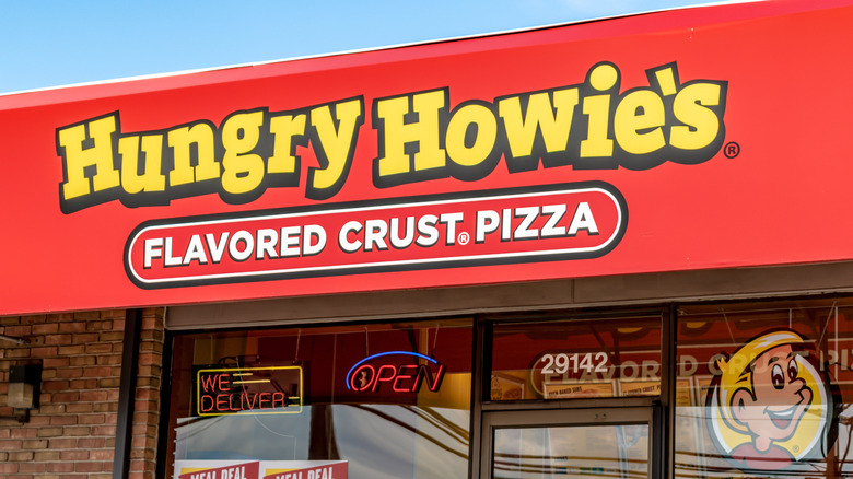 Hungry Howie's Pizza storefront and signage