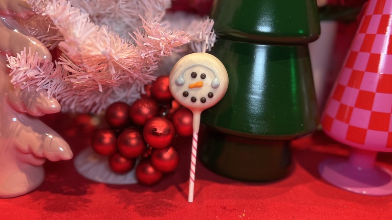 Starbucks' Snowman Cake Pop on a table