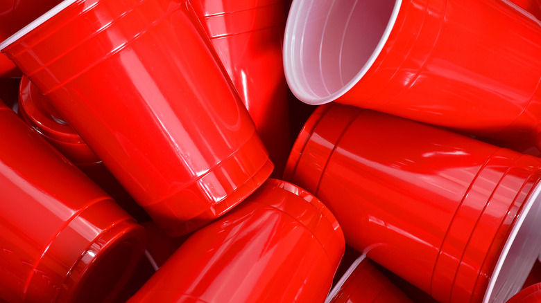 red Solo cups