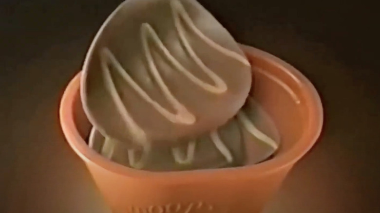 Reese's Swoops in commercial