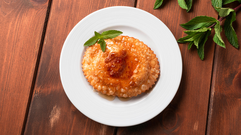 Plate of seadas