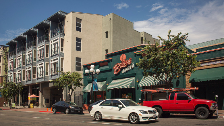 Exterior of Buca di Beppo next to street