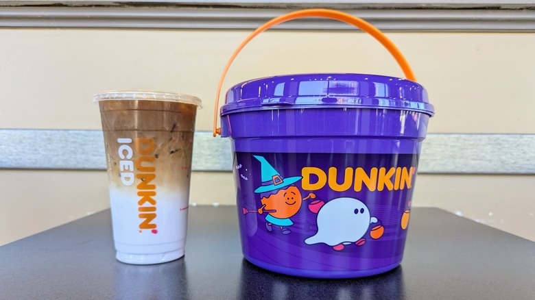 coffee and munchkin bucket