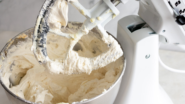 Mixing frosting in stand mixer