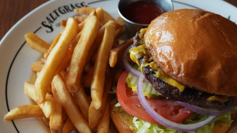 Cheeseburger at Saltgrass Steak House