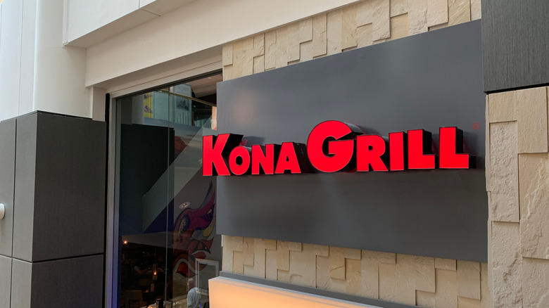 Kona Grill restaurant sign