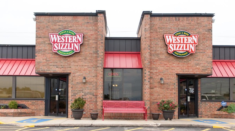 Exterior of Western Sizzlin' restaurant