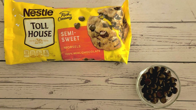 Nestle Toll House Semi Sweet Chocolate Chips package and chocolate chips in clear dish