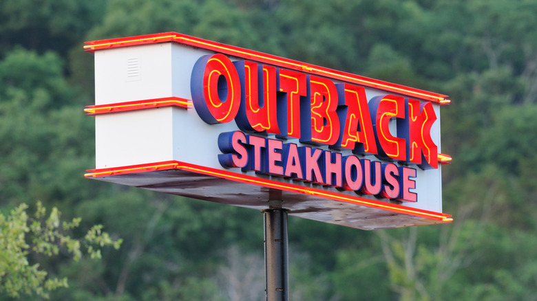 Outback Steakhouse freestanding outdoor sign